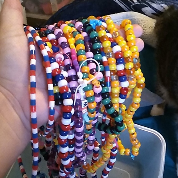 Neckless - Picture 1 of 1